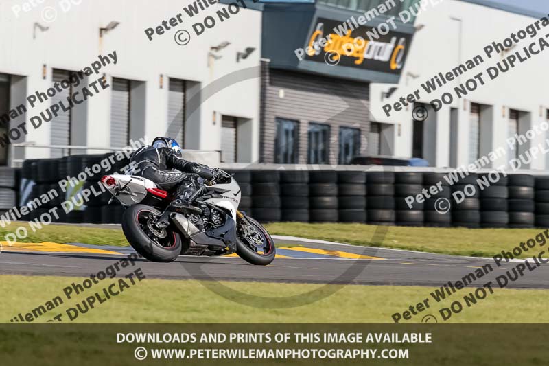 PJ Motorsport 2019;anglesey no limits trackday;anglesey photographs;anglesey trackday photographs;enduro digital images;event digital images;eventdigitalimages;no limits trackdays;peter wileman photography;racing digital images;trac mon;trackday digital images;trackday photos;ty croes